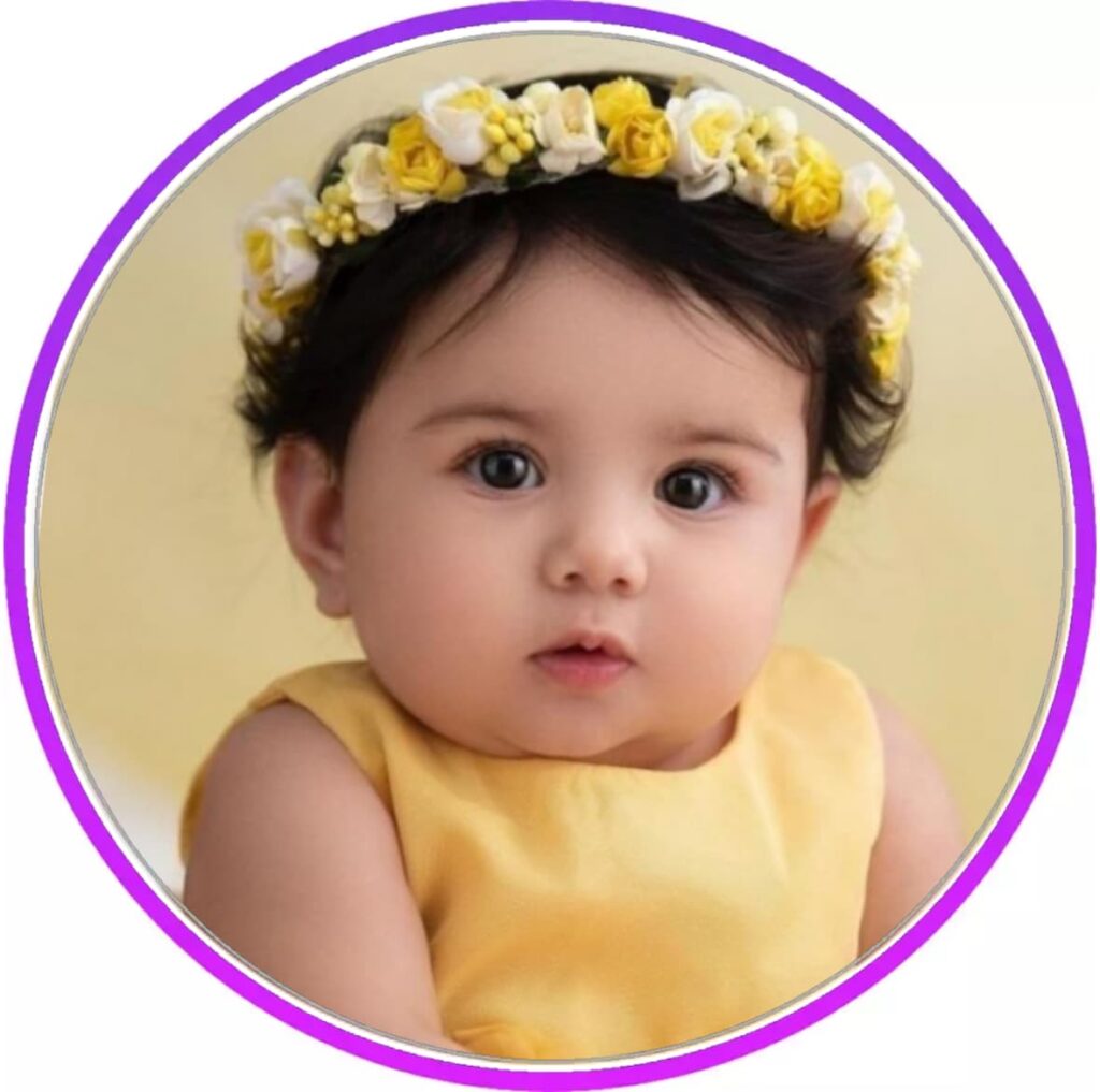 Beautiful Little Girl Stock Photos and Images - 123RF